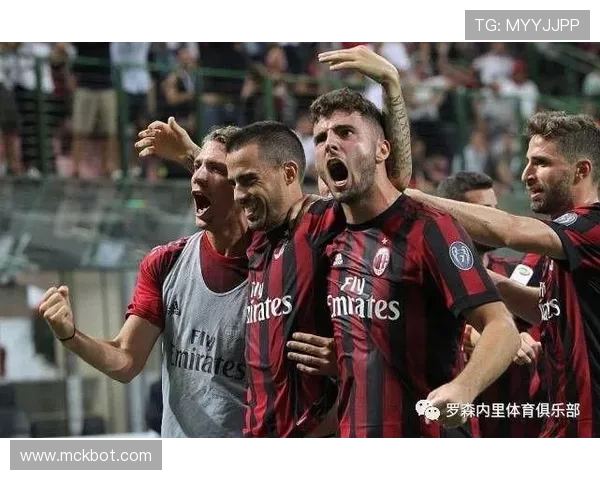 职业俱乐部主教练战术板的演变历程